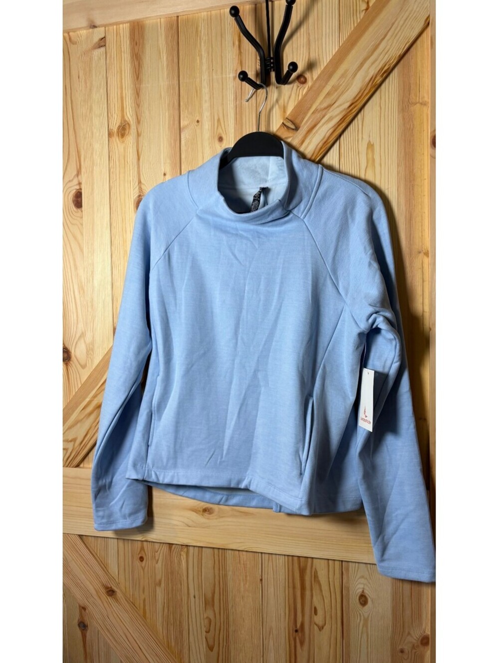 Leapstride Women's Performance Sweatshirt Light Blue Size Large NWT